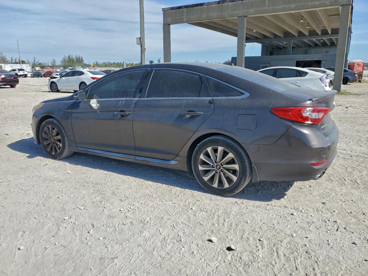 2016 HYUNDAI SONATA SPORT photo 2