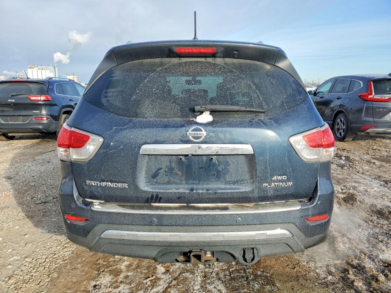 2013 NISSAN PATHFINDER S photo 6