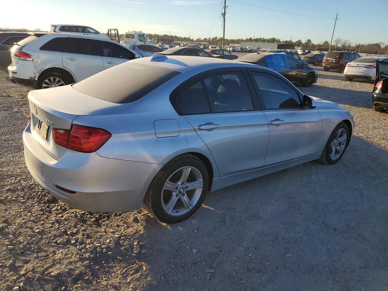 2015 BMW 328 I photo 3