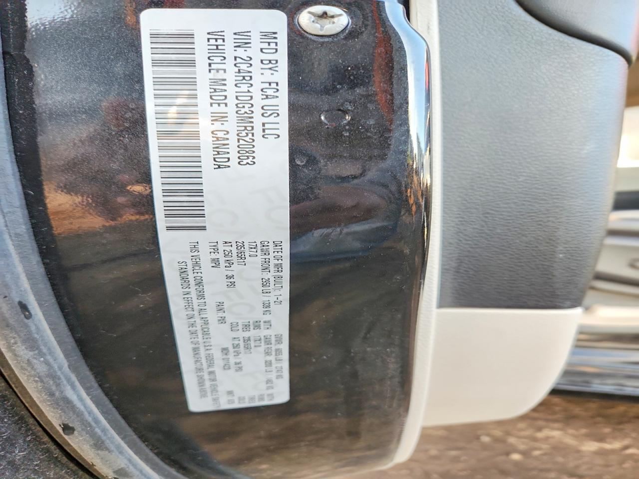 2021 CHRYSLER VOYAGER LXI photo 25