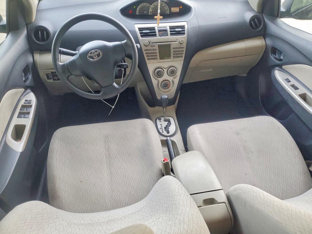 2007 TOYOTA YARIS photo 8