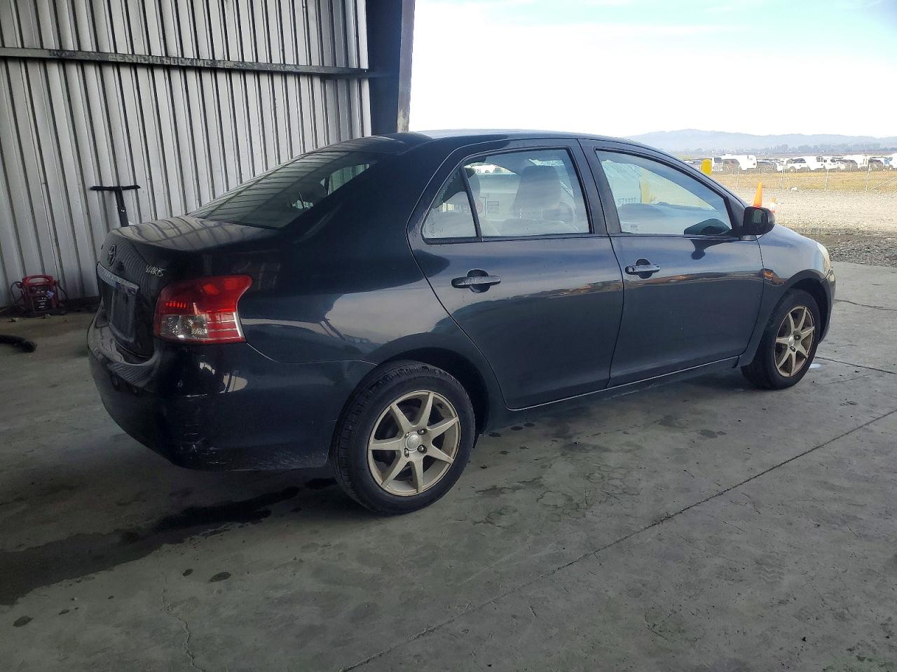 2007 TOYOTA YARIS photo 3