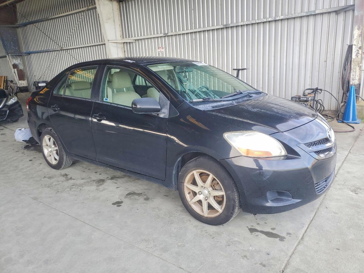 2007 TOYOTA YARIS photo 4