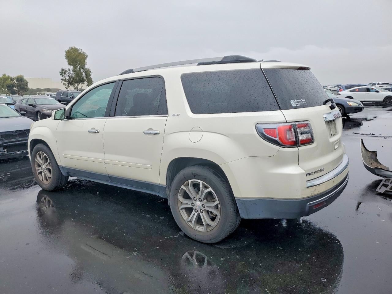 2014 GMC ACADIA SLT-2 photo 2