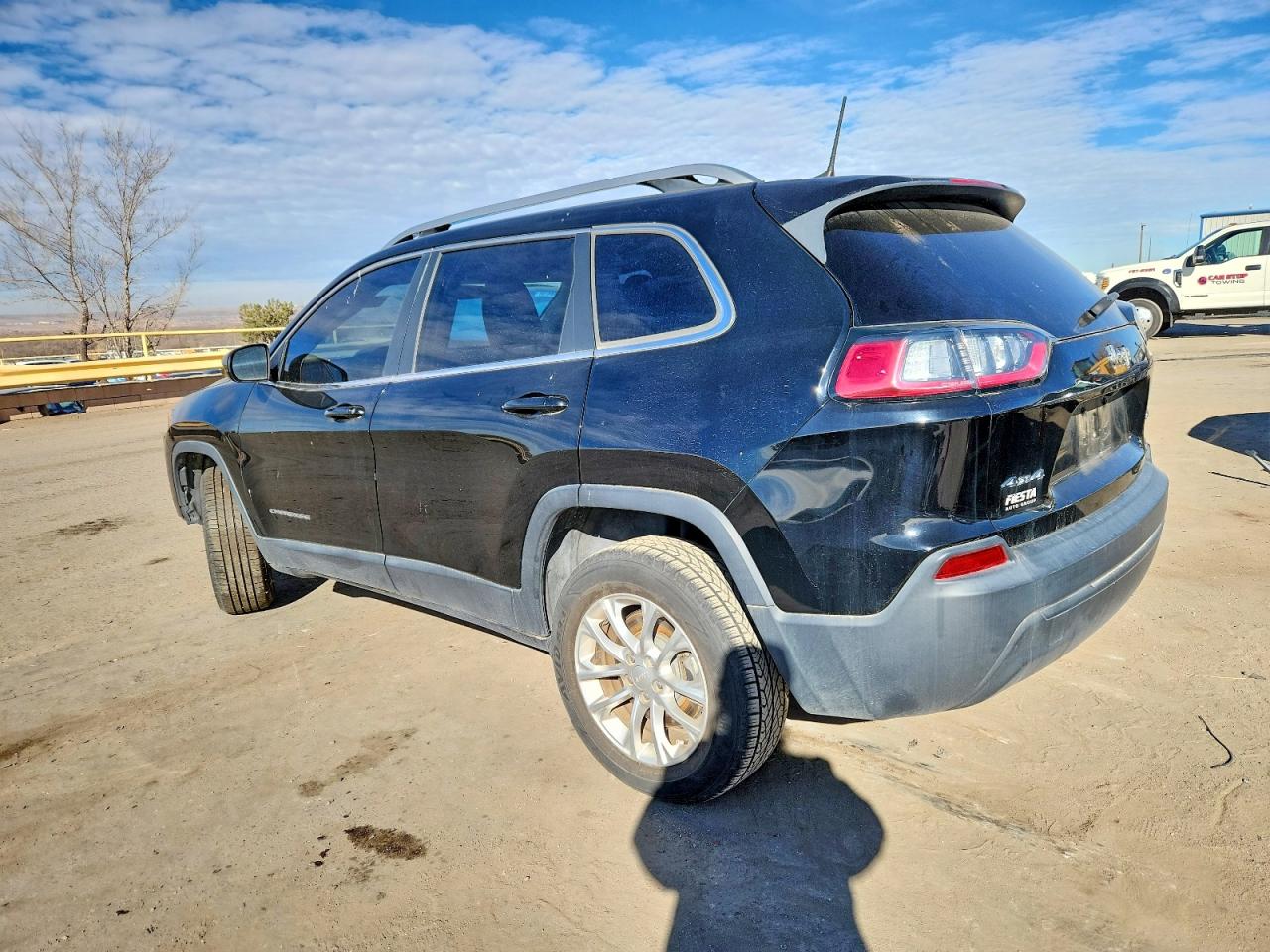 2019 JEEP CHEROKEE LATITUDE photo 3