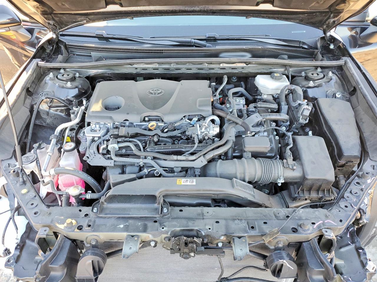 2025 TOYOTA CAMRY XSE photo 11