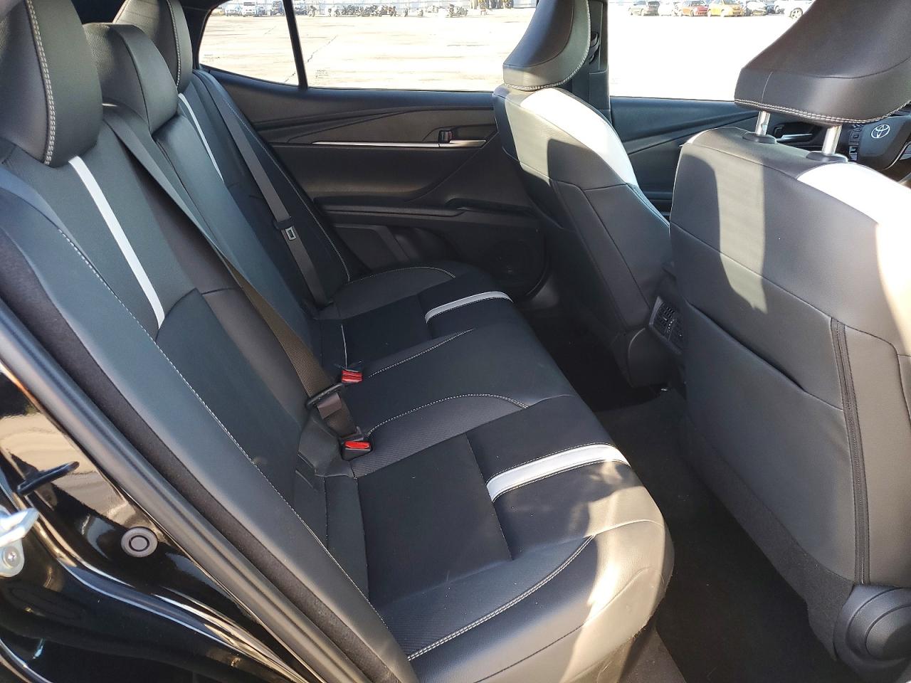 2025 TOYOTA CAMRY XSE photo 10