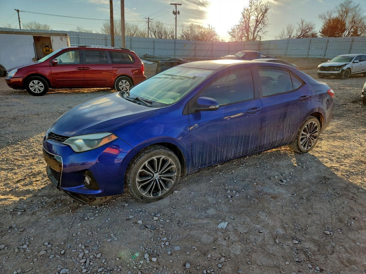 2016 TOYOTA COROLLA