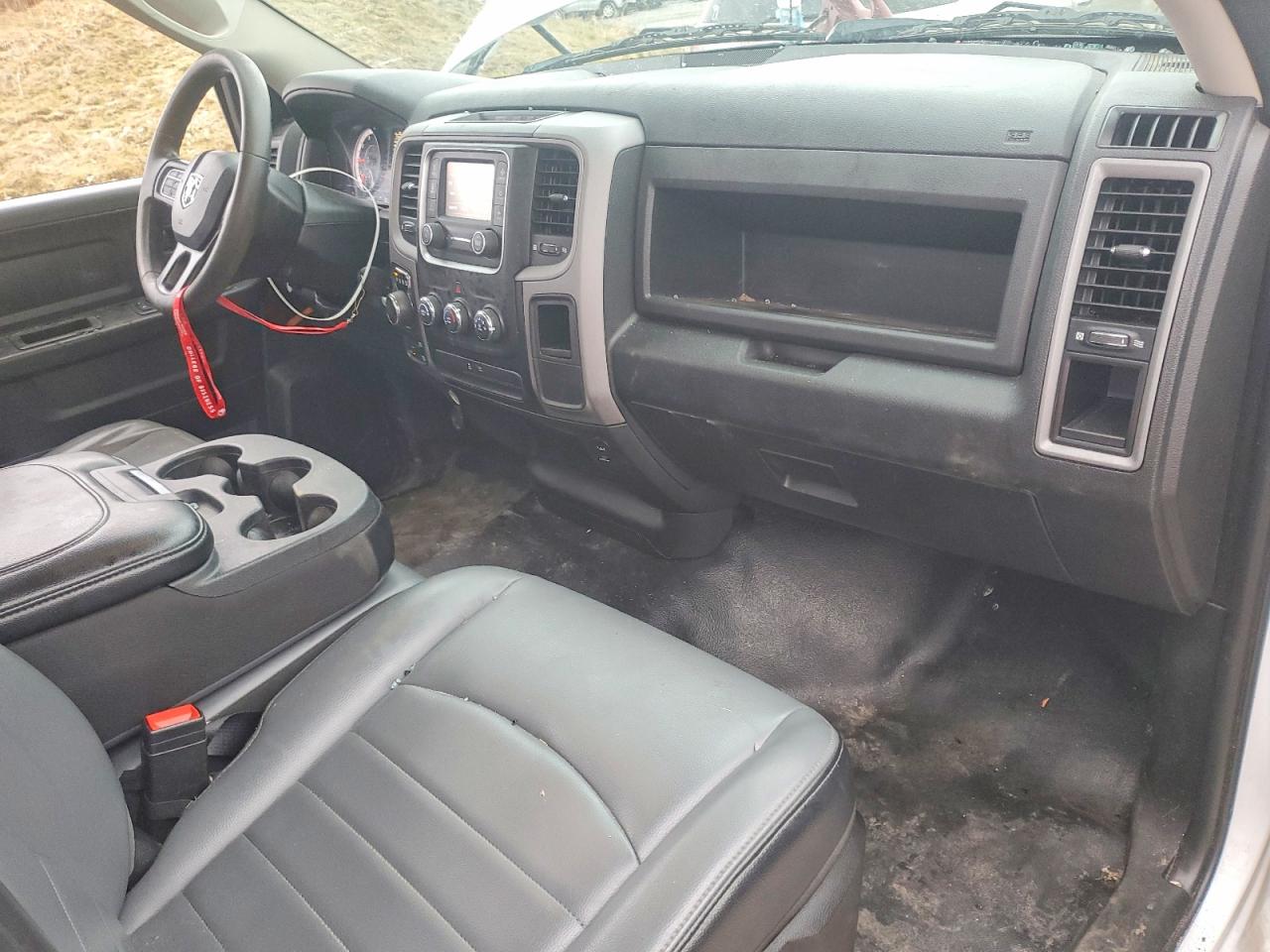 2021 RAM 1500 CLASSIC TRADESMAN photo 8