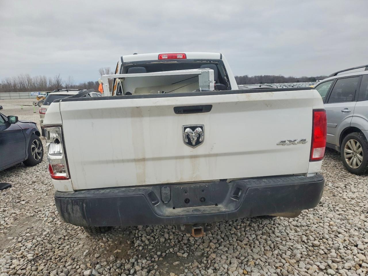 2021 RAM 1500 CLASSIC TRADESMAN photo 6