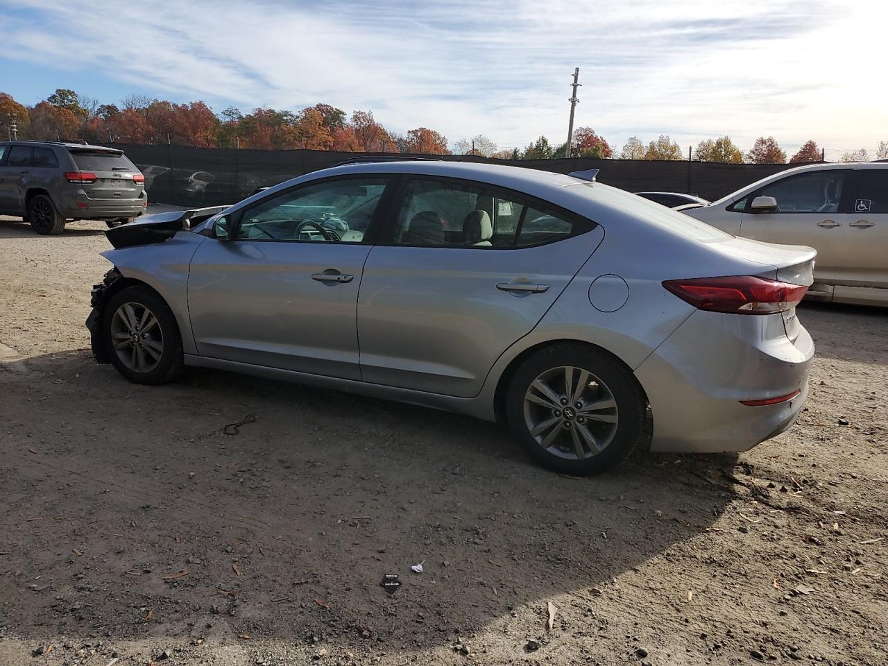 2017 HYUNDAI ELANTRA SE photo 4