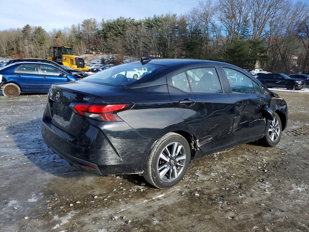 2021 NISSAN VERSA SV photo 7