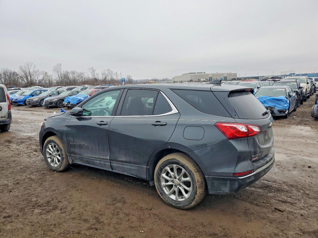 2021 CHEVROLET EQUINOX LT photo 2