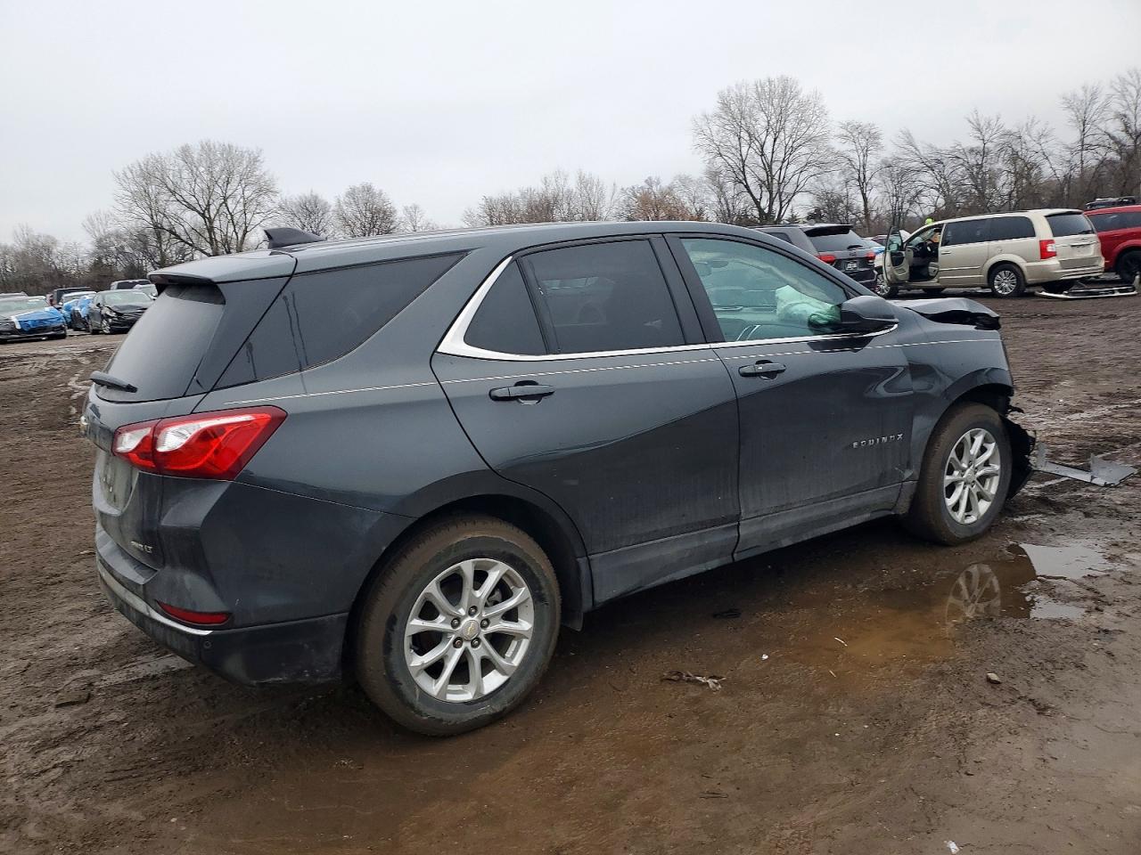 2021 CHEVROLET EQUINOX LT photo 3