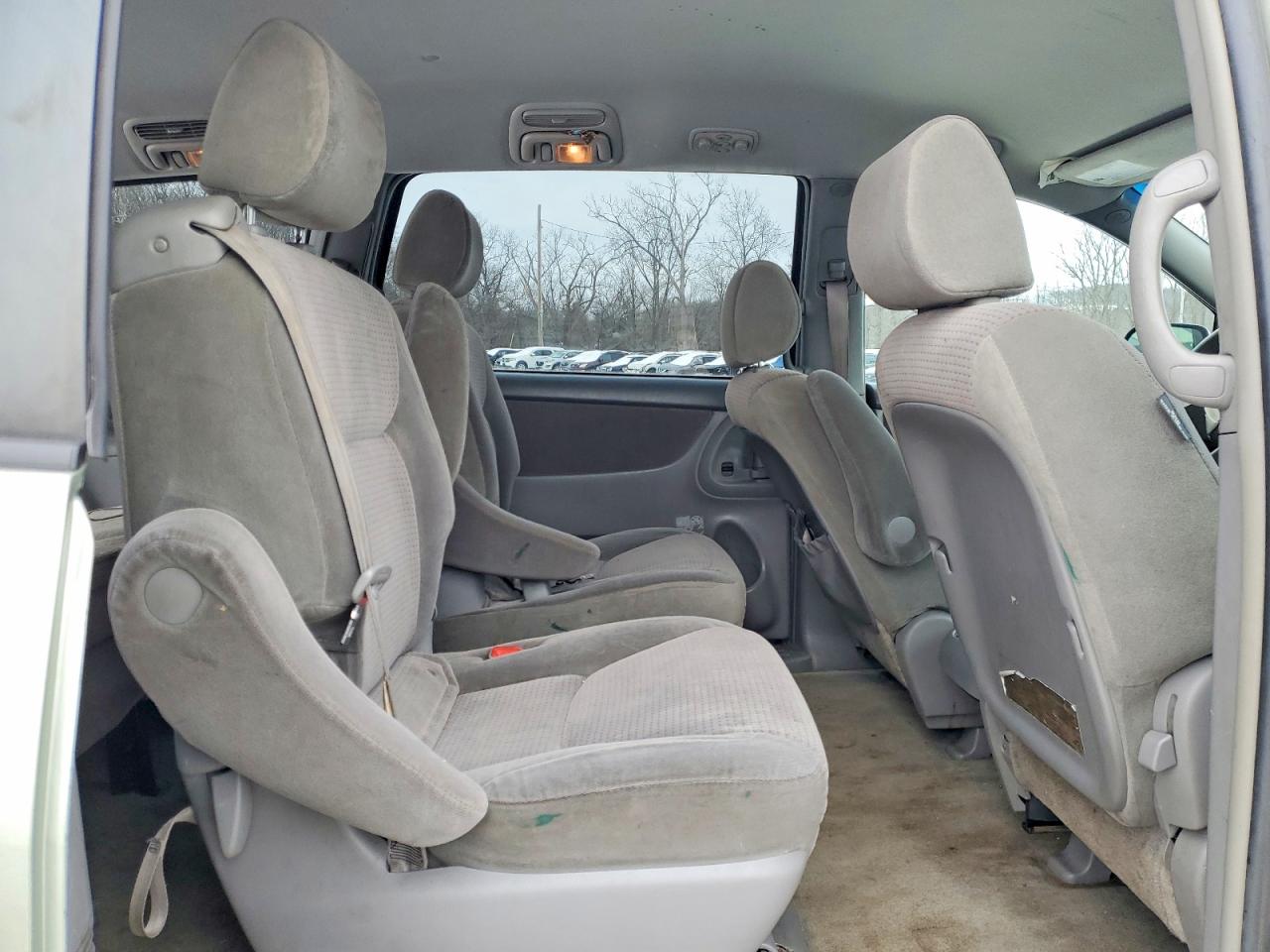 2006 TOYOTA SIENNA CE photo 11