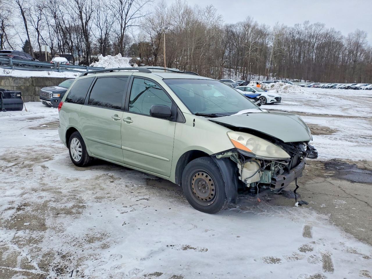 2006 TOYOTA SIENNA CE photo 4