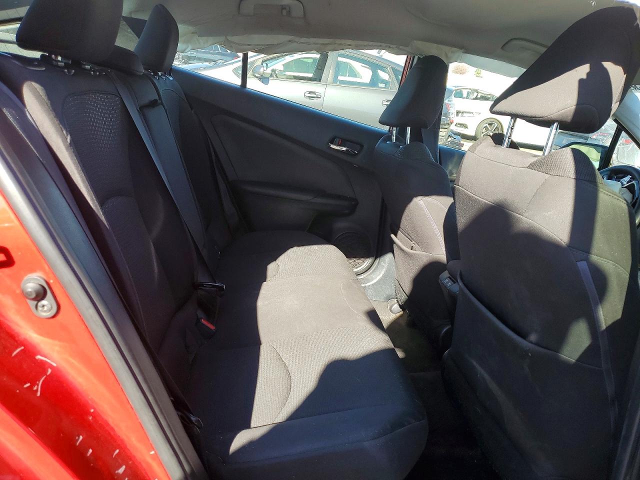 2019 TOYOTA PRIUS photo 10