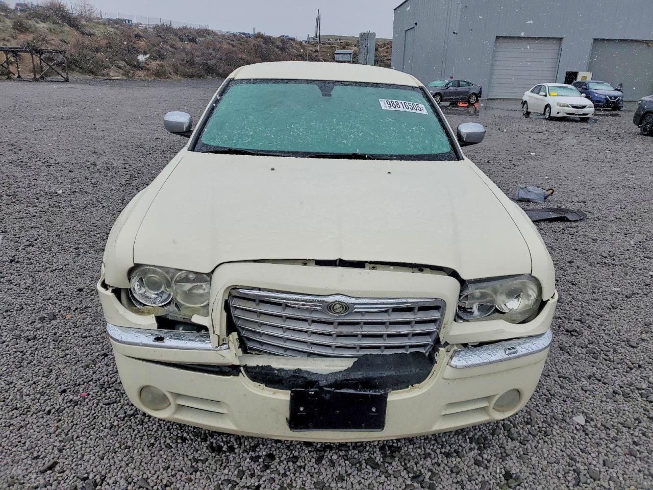 2005 CHRYSLER 300C photo 5