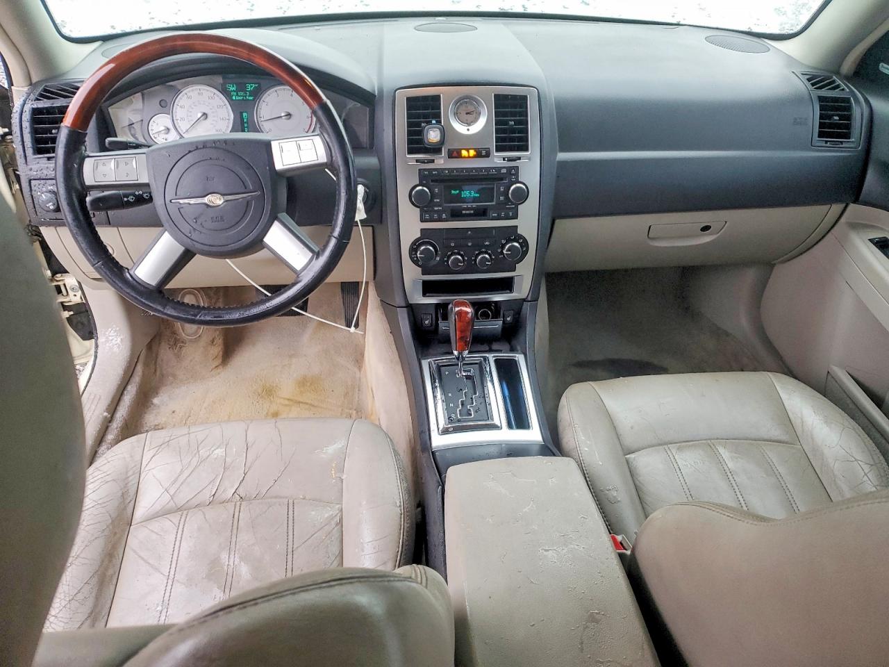 2005 CHRYSLER 300C photo 8