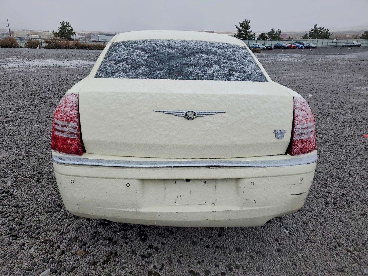 2005 CHRYSLER 300C photo 6