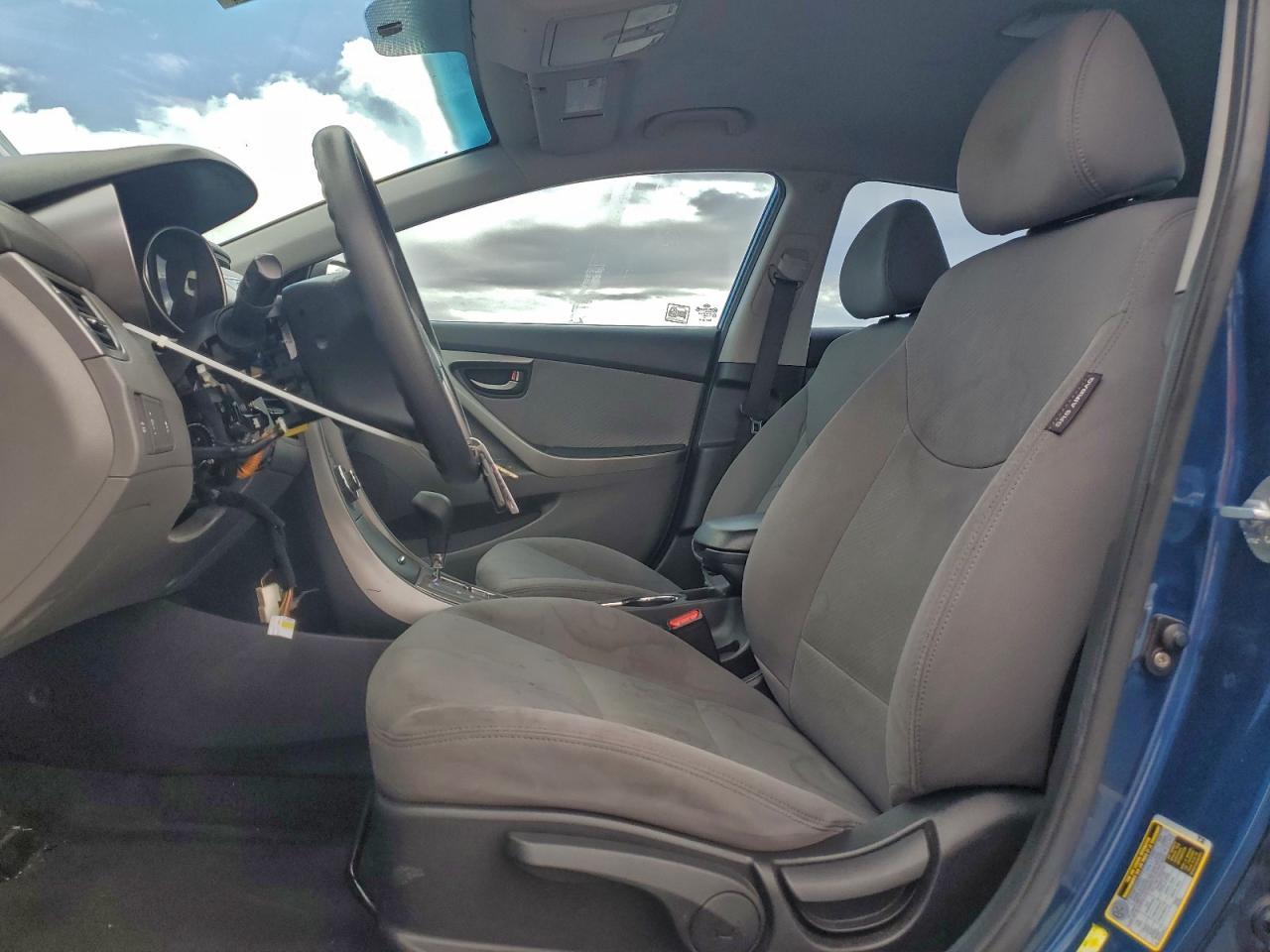 2013 HYUNDAI ELANTRA GLS photo 7