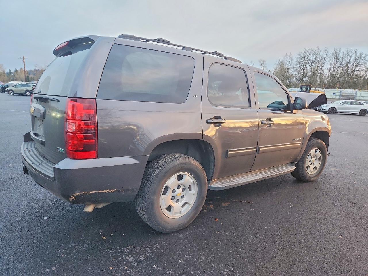 2011 CHEVROLET TAHOE C1500 LT photo 3