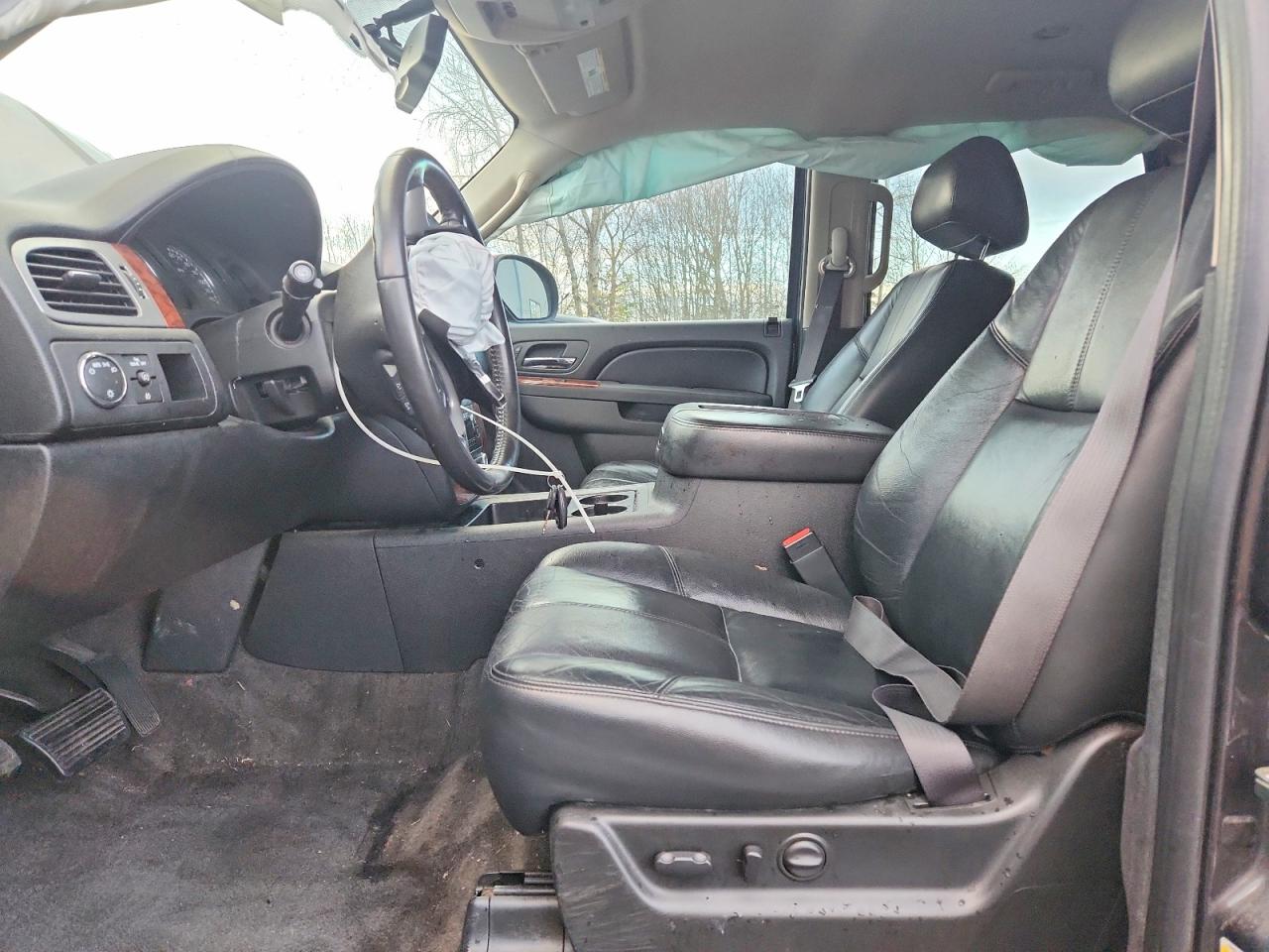2011 CHEVROLET TAHOE C1500 LT photo 7