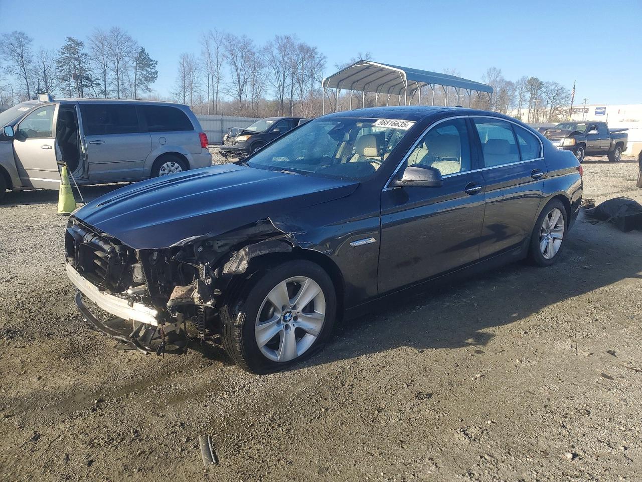 2013 BMW 528