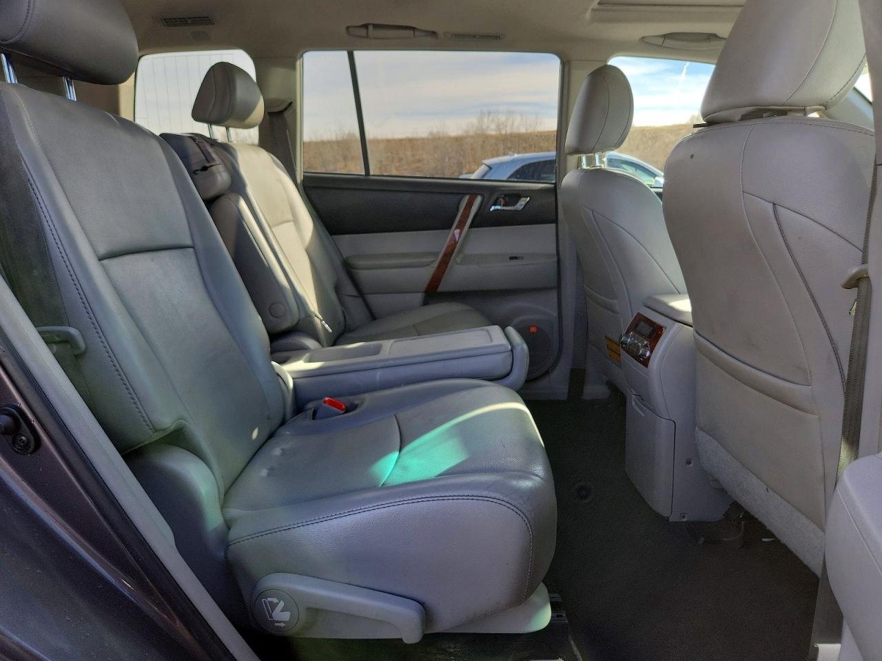 2012 TOYOTA HIGHLANDER LIMITED photo 11