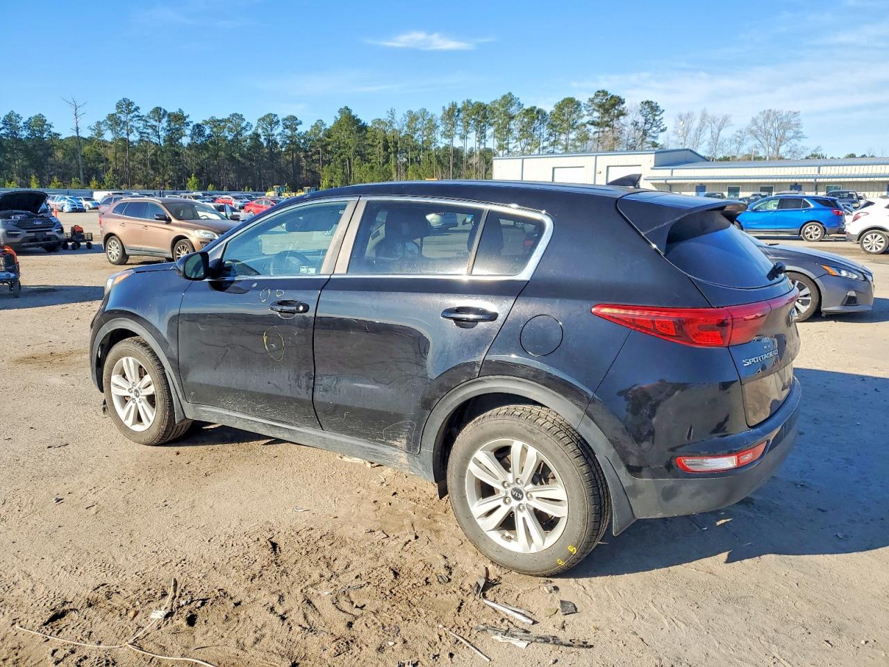2017 KIA SPORTAGE LX photo 2