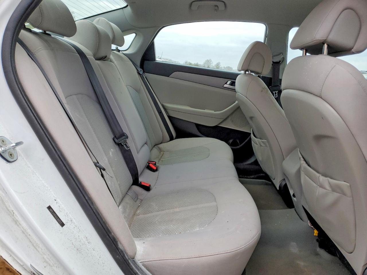 2016 HYUNDAI SONATA SE photo 10