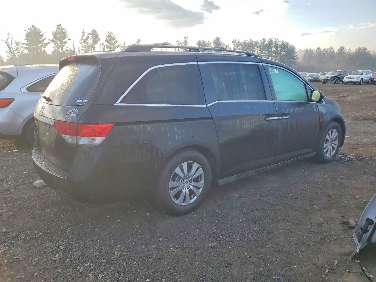 2016 HONDA ODYSSEY EXL photo 3