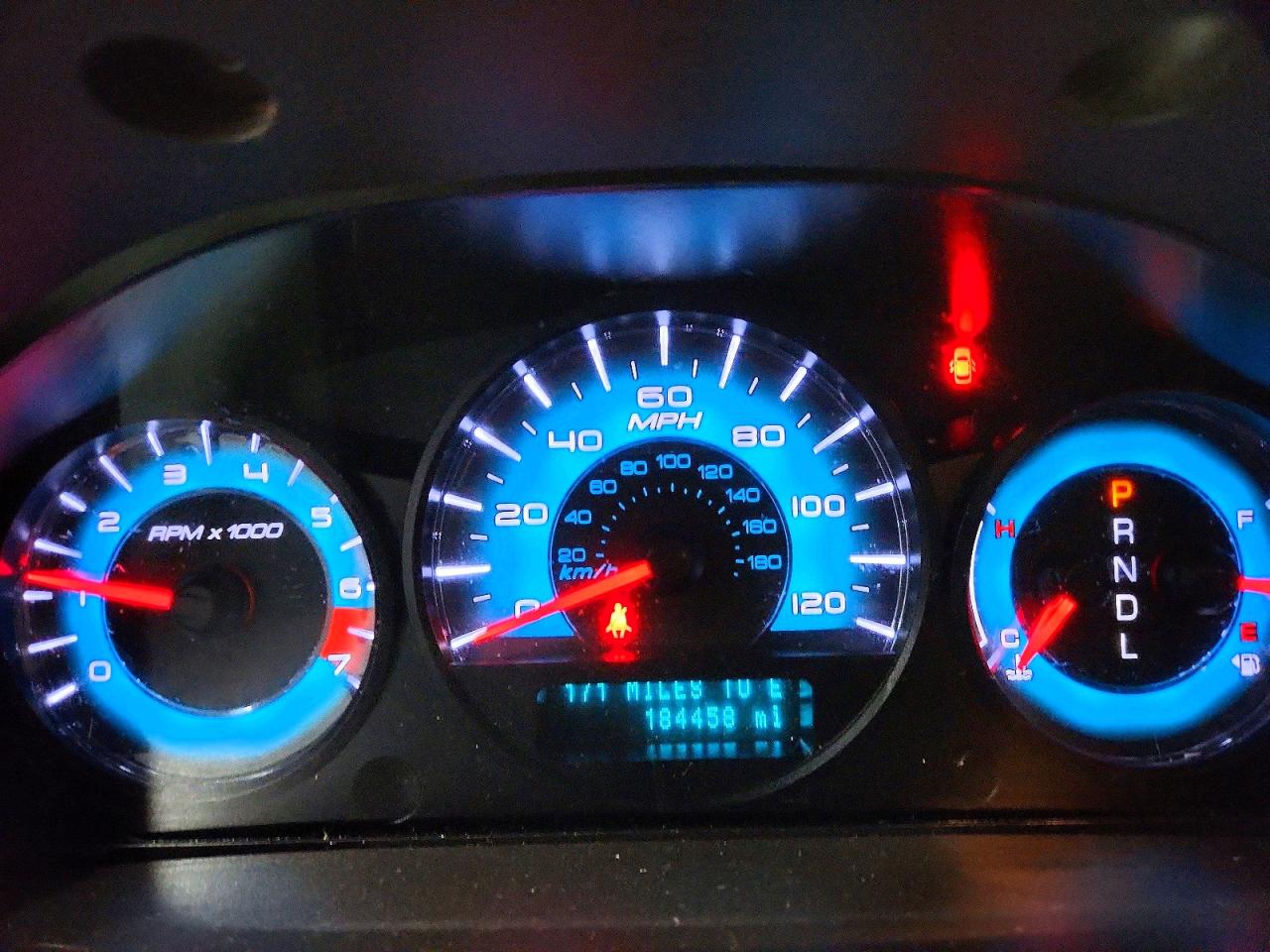 2011 FORD FUSION SE photo 9