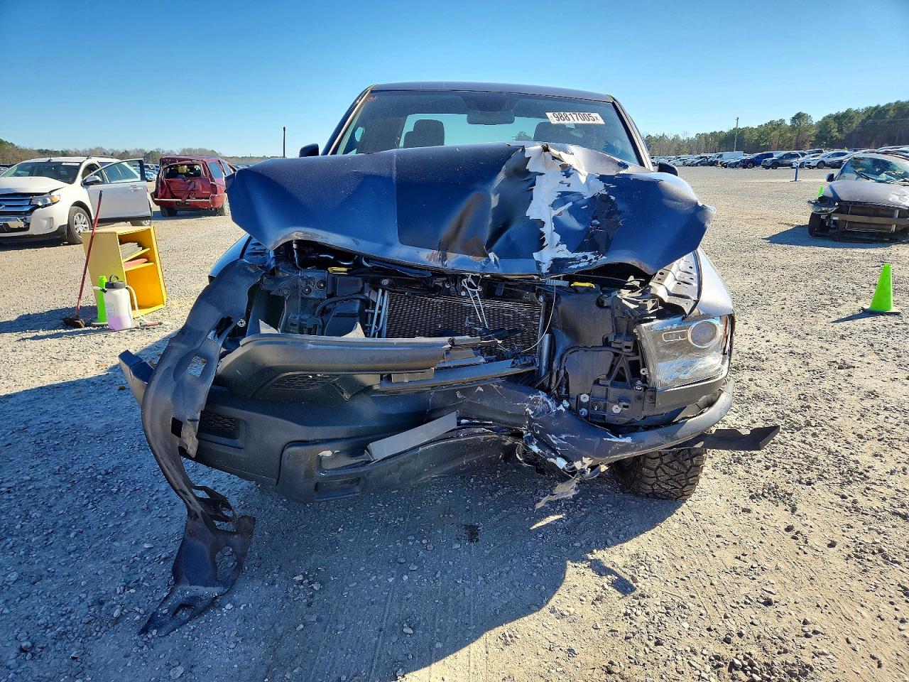 2021 RAM 1500 CLASSIC SLT photo 5