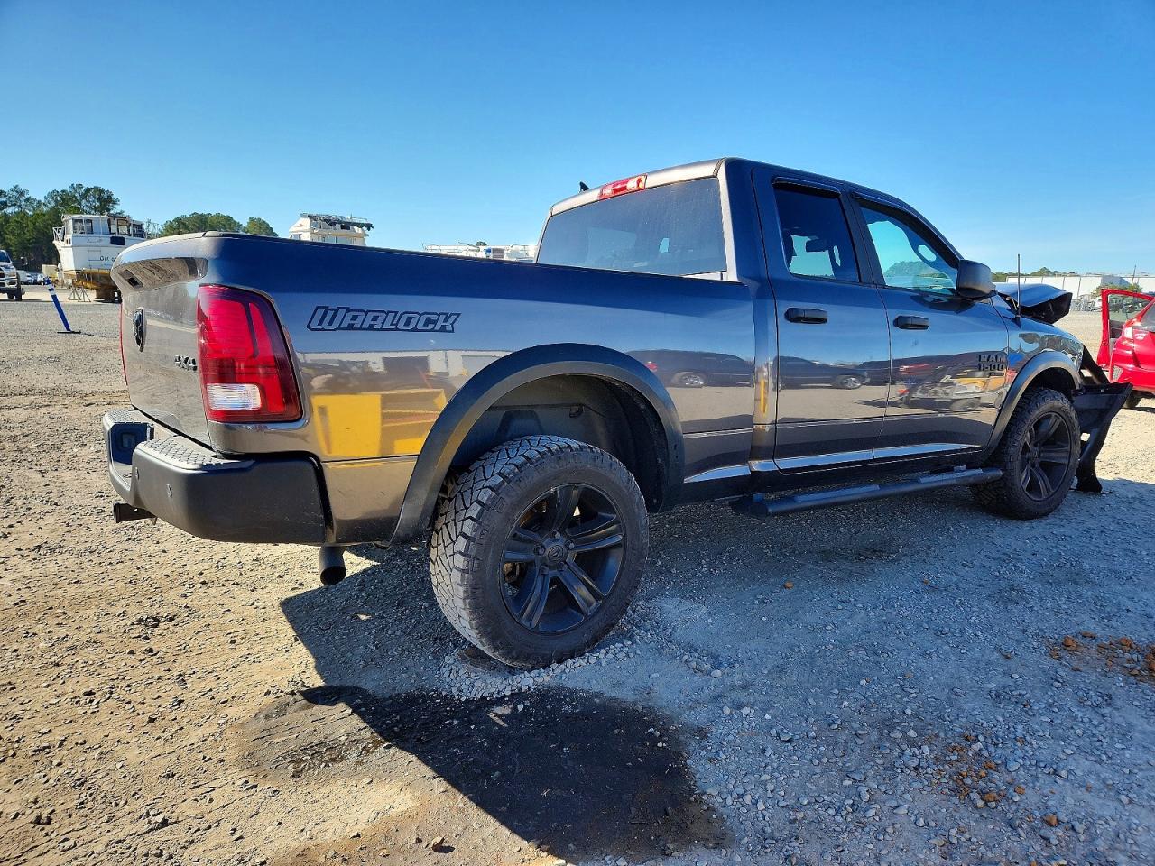 2021 RAM 1500 CLASSIC SLT photo 3