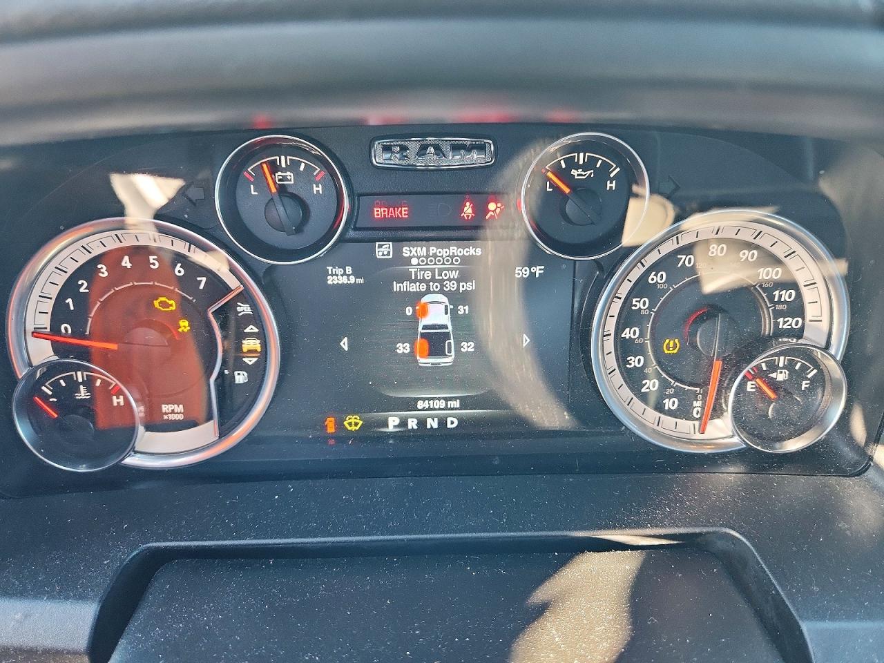 2021 RAM 1500 CLASSIC SLT photo 9