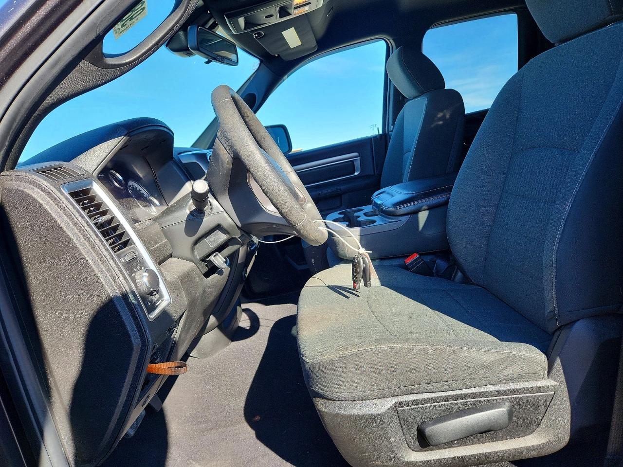 2021 RAM 1500 CLASSIC SLT photo 7