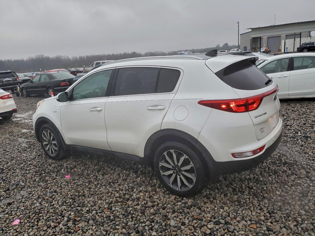 2017 KIA SPORTAGE EX photo 2