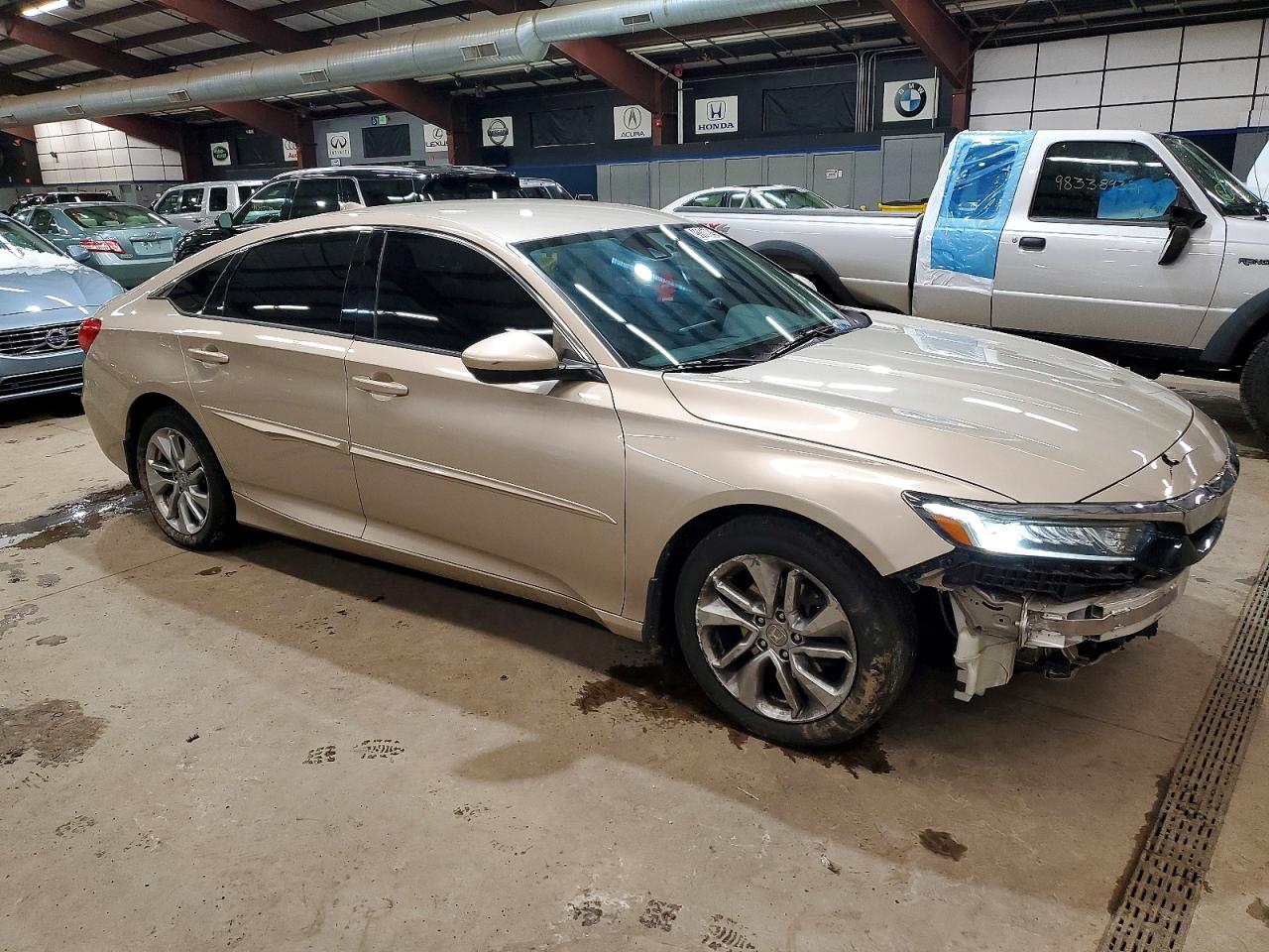 2018 HONDA ACCORD LX photo 7
