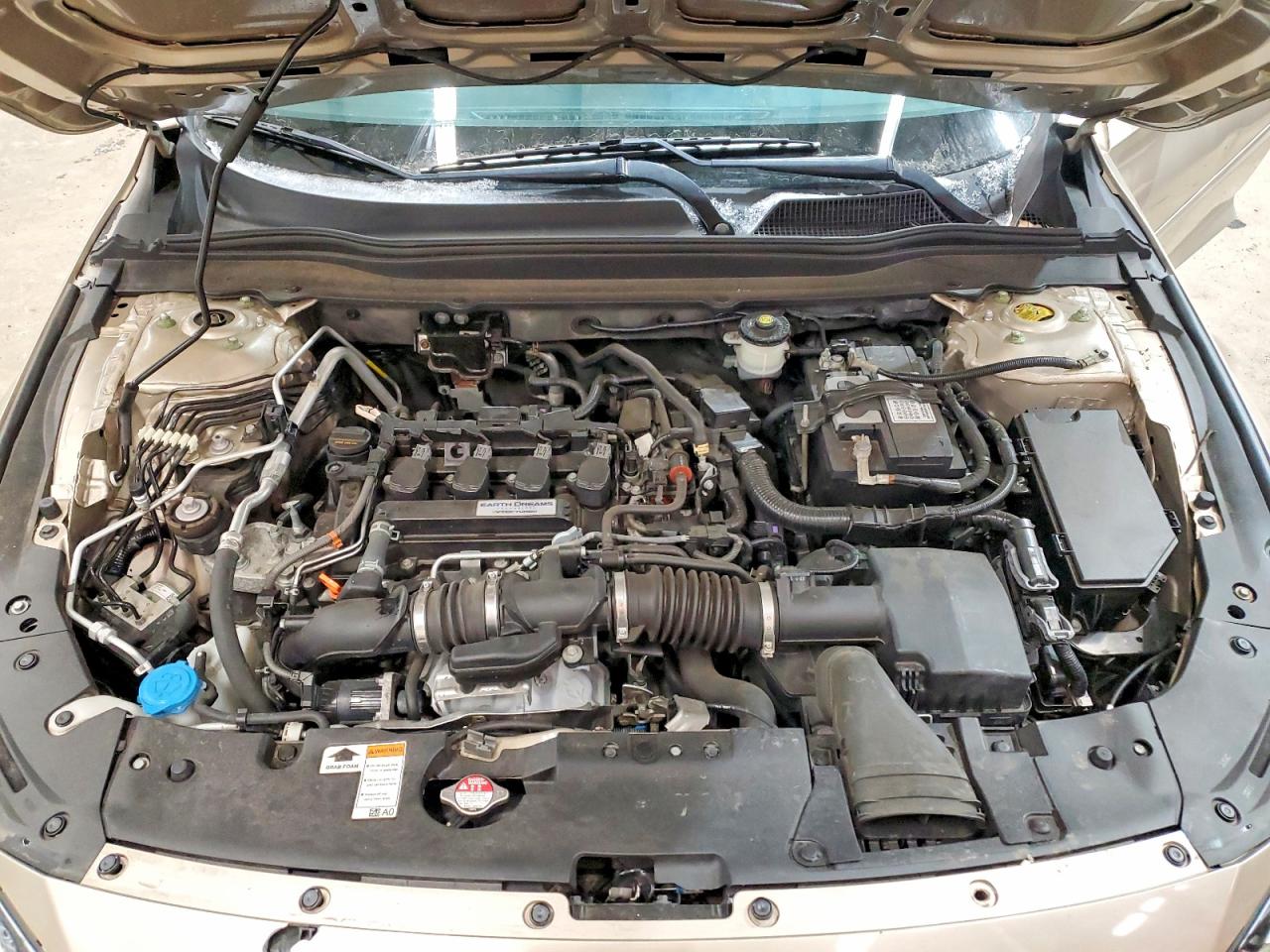 2018 HONDA ACCORD LX photo 21