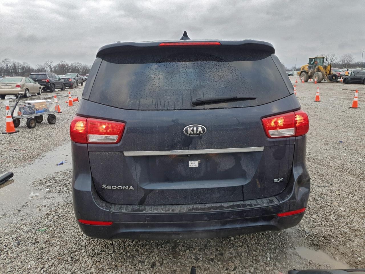 2016 KIA SEDONA EX photo 6