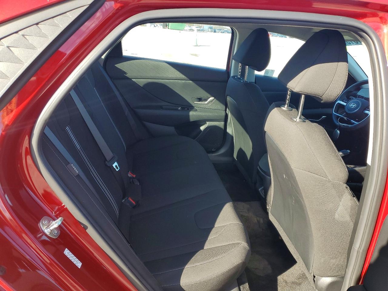 2024 HYUNDAI ELANTRA SEL photo 19