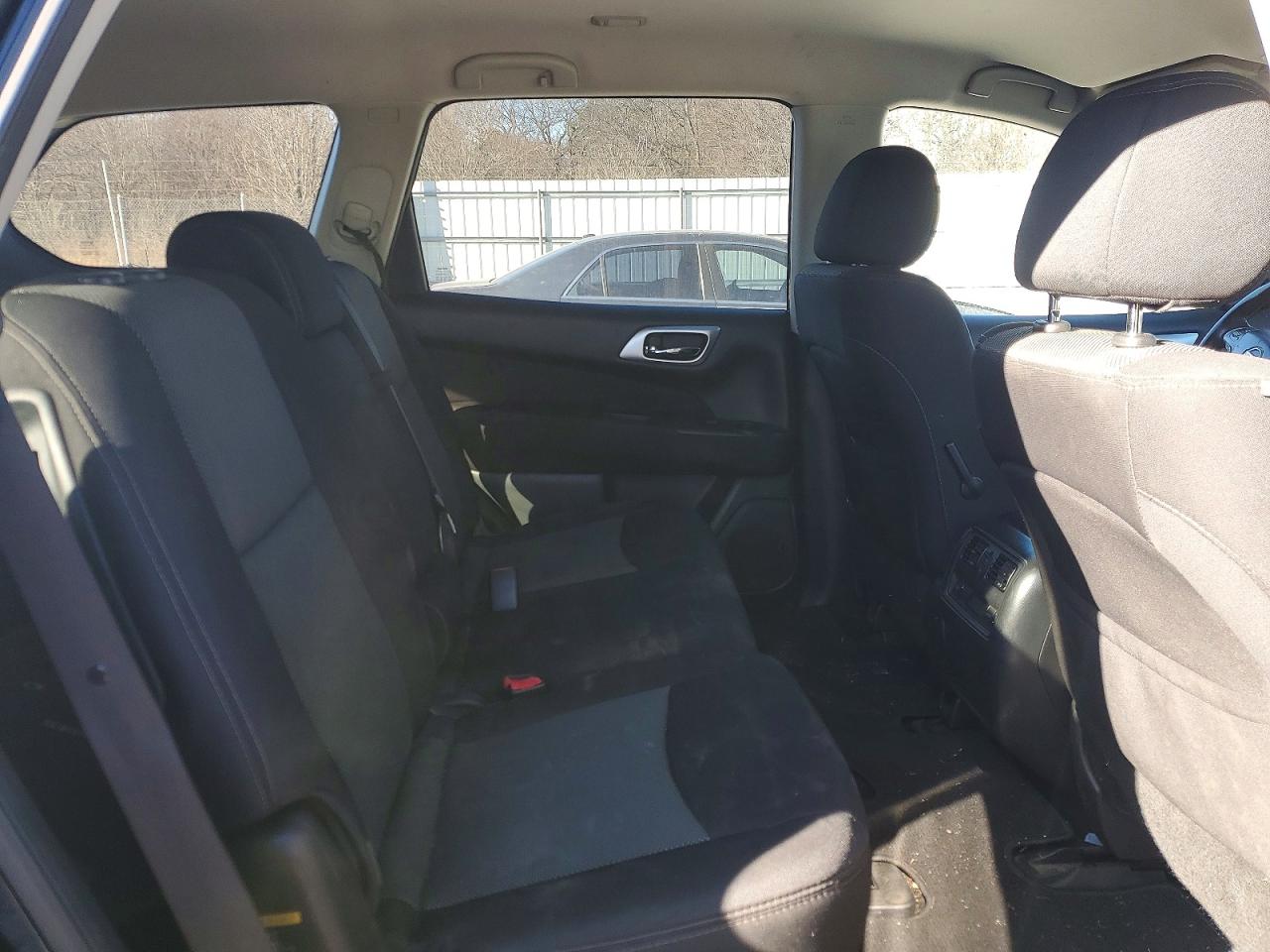2017 NISSAN PATHFINDER S photo 11