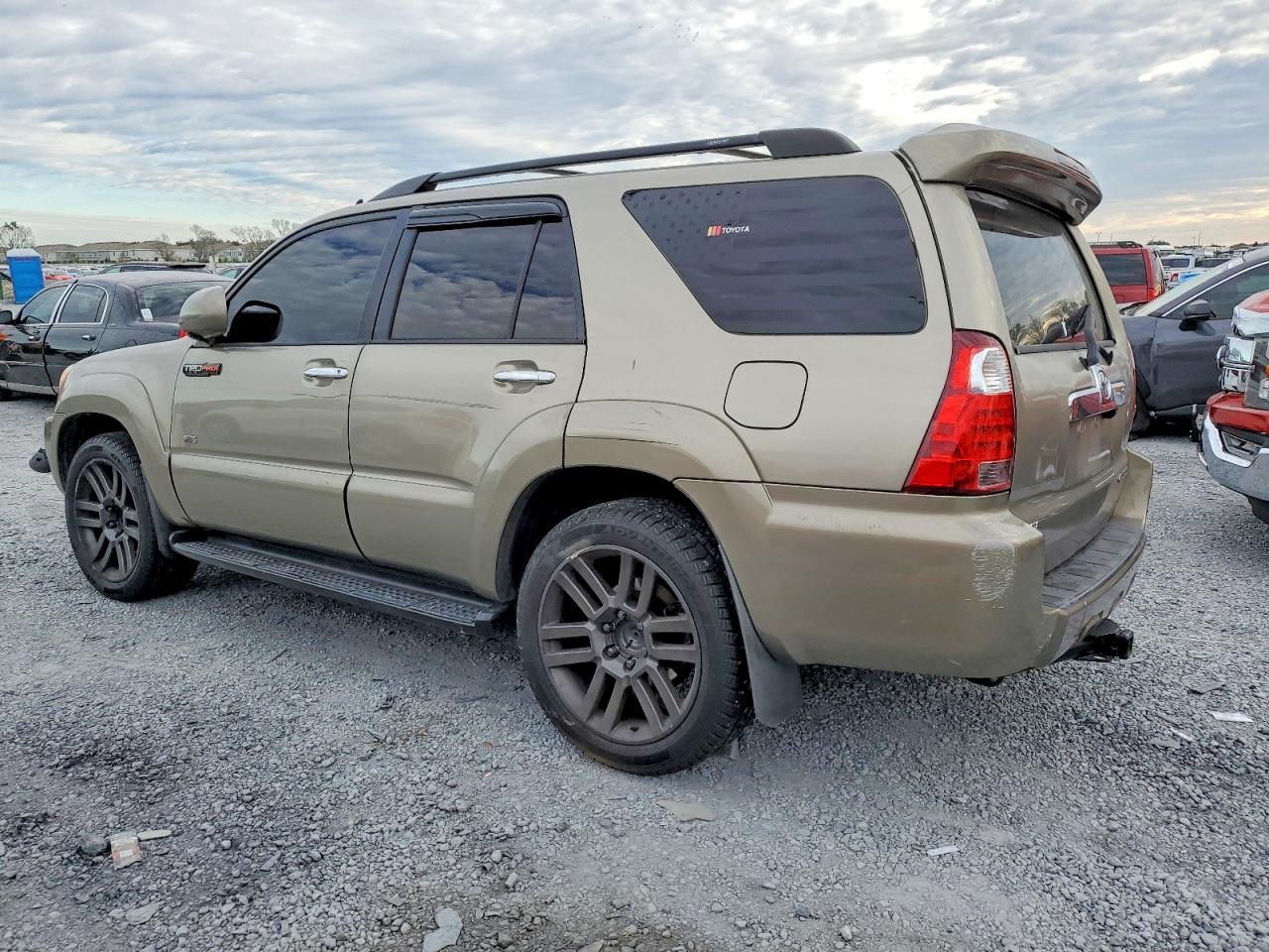 2006 TOYOTA 4RUNNER SR5 photo 2