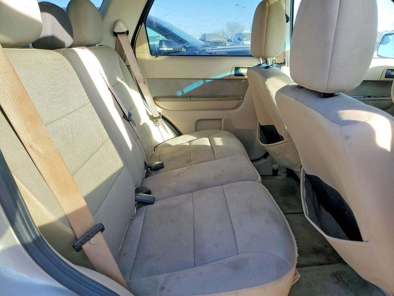 2011 FORD ESCAPE XLT photo 10