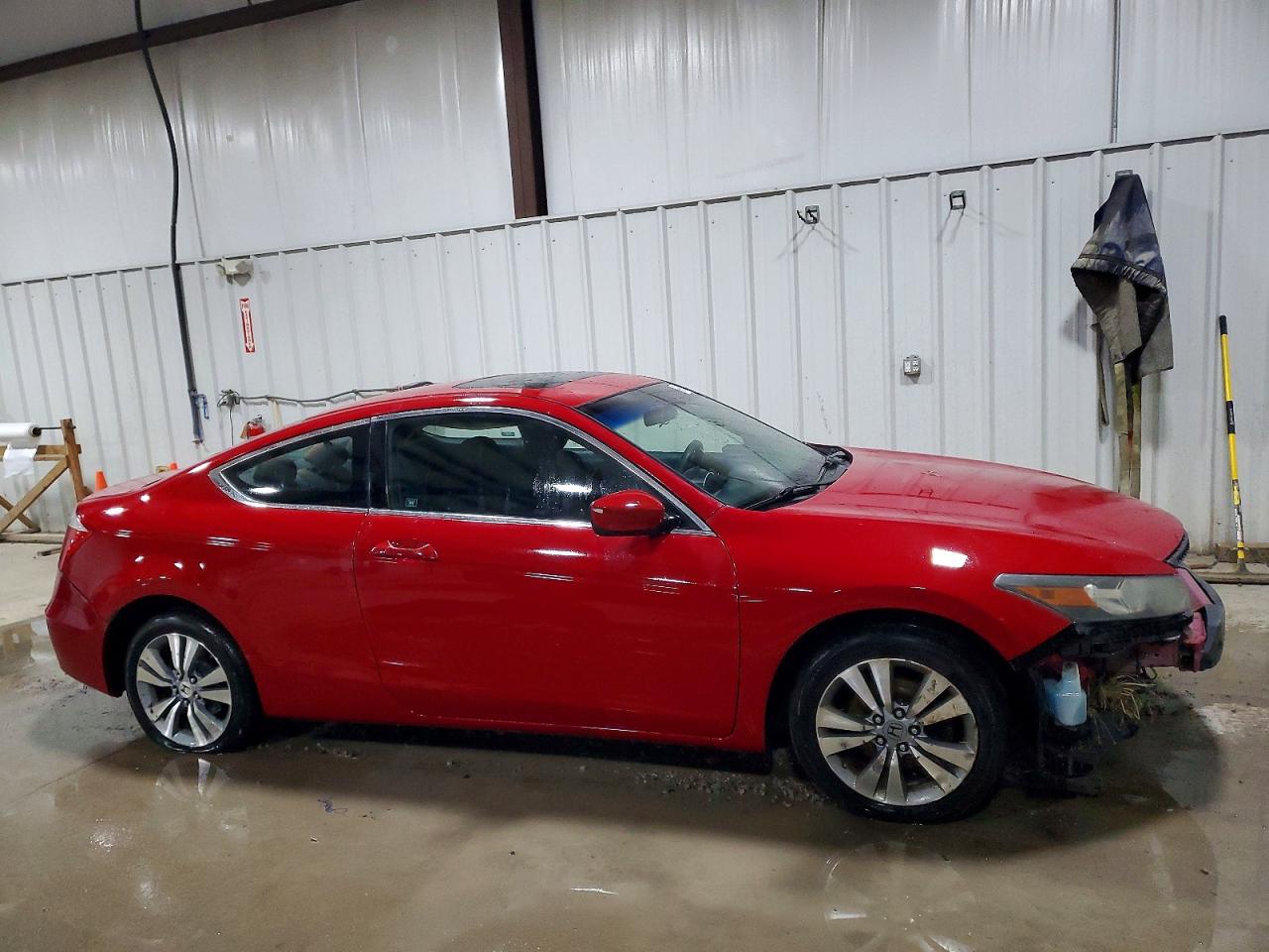 2010 HONDA ACCORD EX photo 4