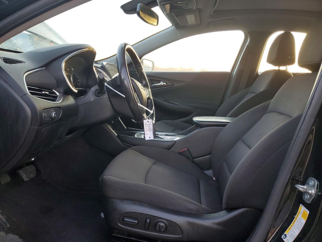 2018 CHEVROLET MALIBU LT photo 7