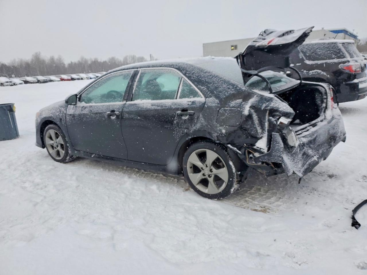 2012 TOYOTA CAMRY BASE photo 2