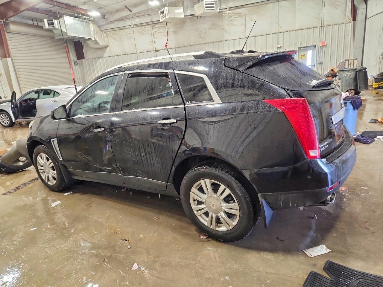 2016 CADILLAC SRX LUXURY COLLECTION photo 2