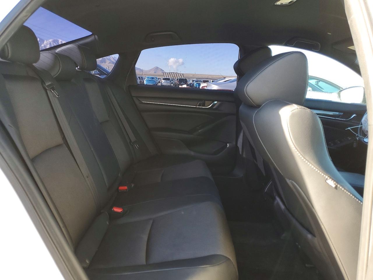 2020 HONDA ACCORD SPORT photo 10